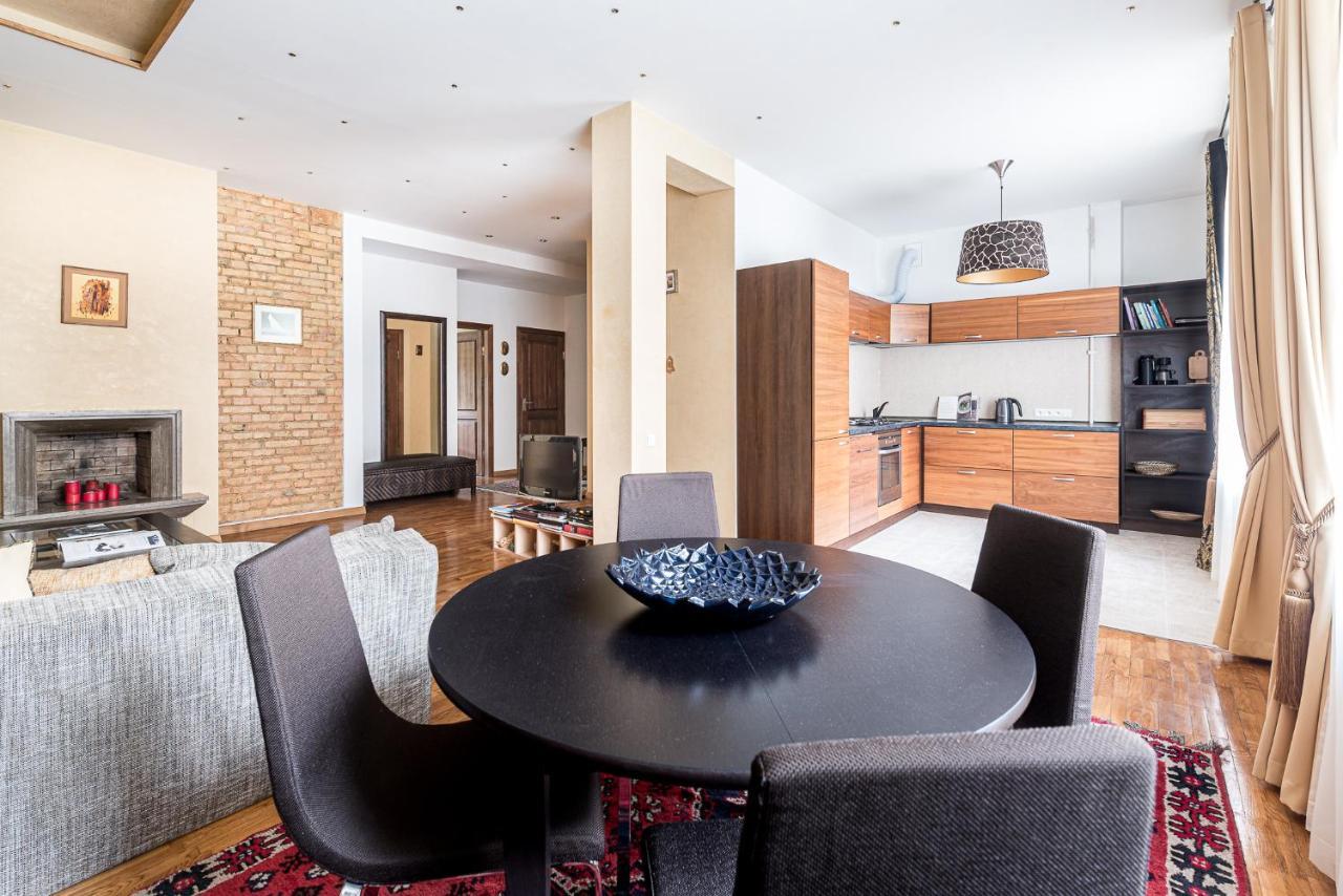 Angel House Vilnius, 8 Apartment Ngoại thất bức ảnh